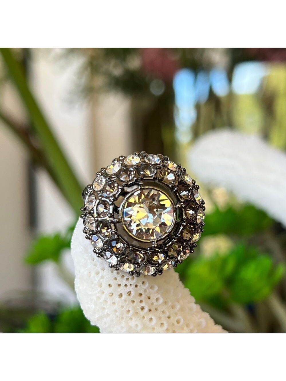 Cocktail Beehive stack Silver Clear Crystal Ring  Size 9